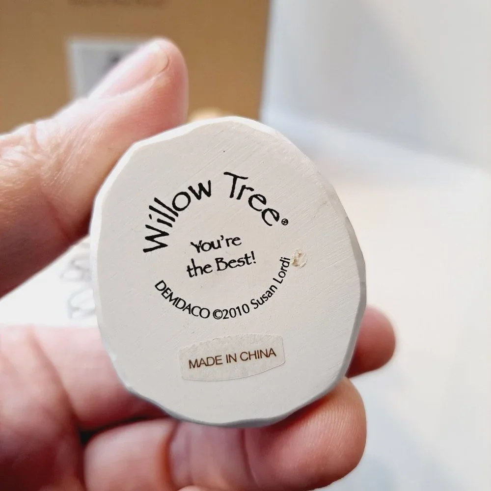 Willow Tree You're the Best Angel Figurine with Apple Box included Teacher Gift - Picture 9 of 13